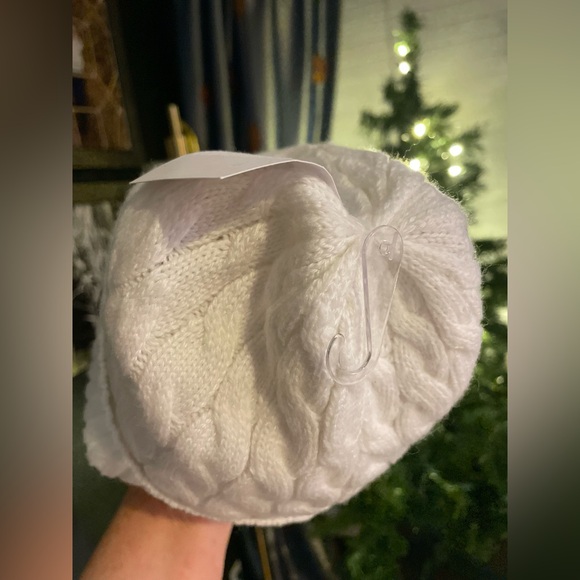 Coach White Knit Beanie with Gold Logo - Picture 9 of 16